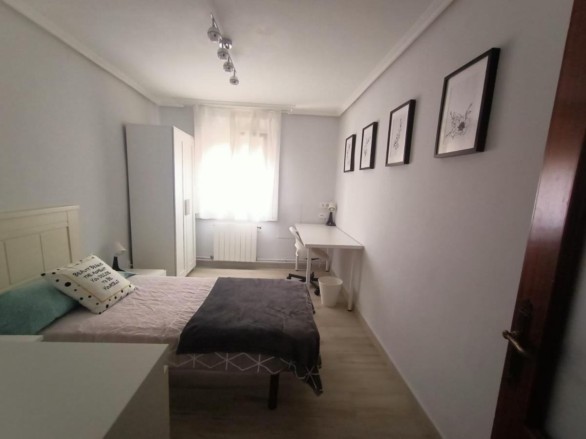 Piso San Roque 3 Hab Cerca Del Centro Y Universidad Daire Santander Dış mekan fotoğraf